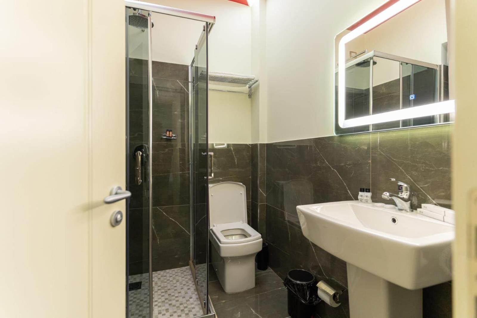 Alko Hotel شكودر المظهر الخارجي الصورة