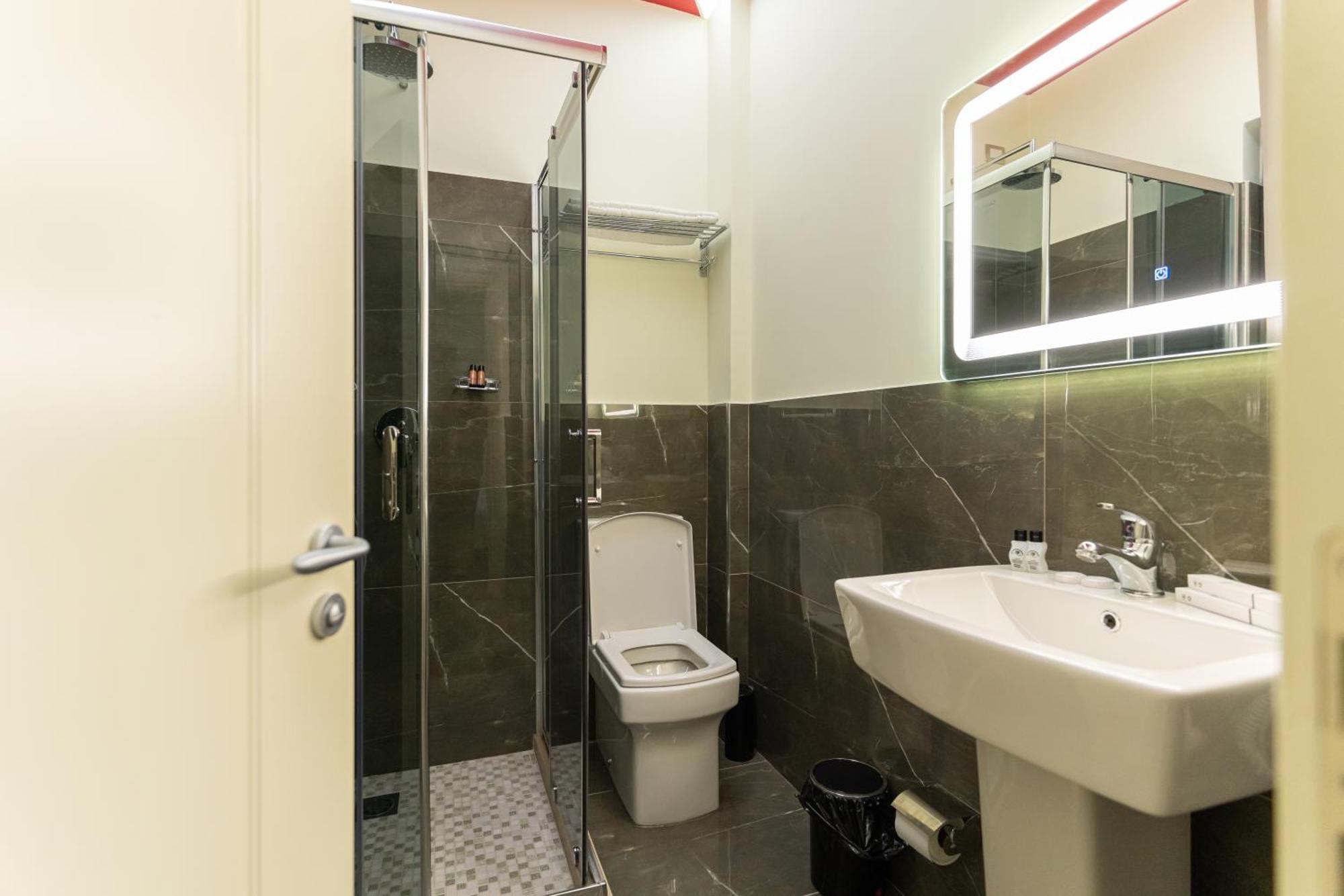 Alko Hotel شكودر المظهر الخارجي الصورة