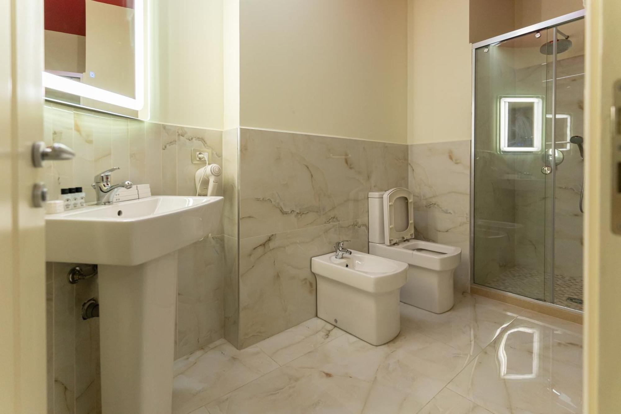 Alko Hotel شكودر المظهر الخارجي الصورة