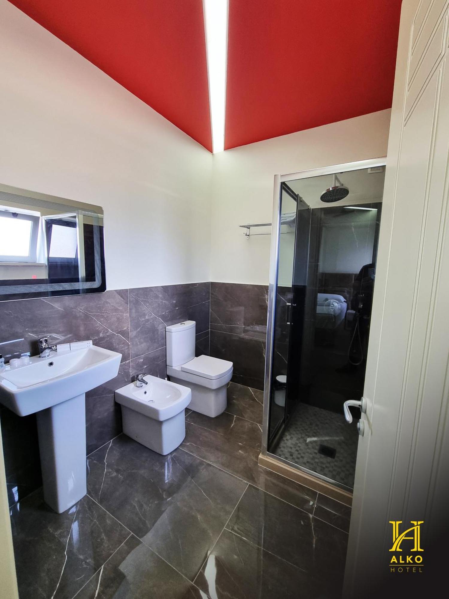 Alko Hotel شكودر المظهر الخارجي الصورة
